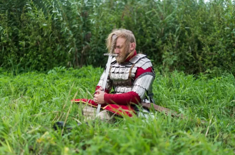 Completing the Silhouette: How Adding Tassets and Hip Armor Transforms a Basic Costume Into an Epic Outfit